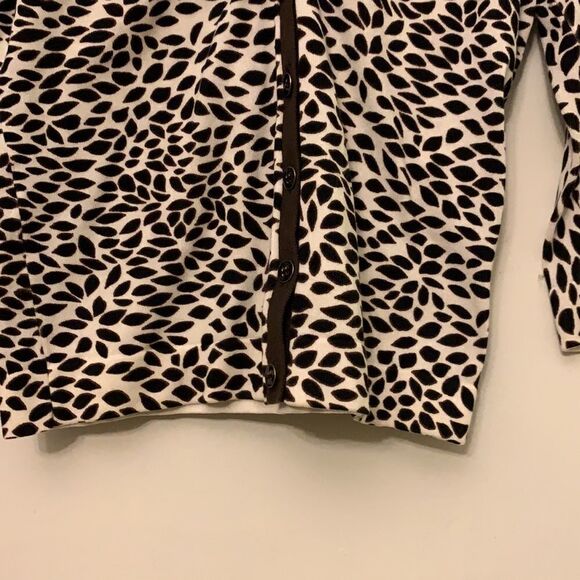 Ann Taylor women’s brown and cream floral cardigan. Length 20” Size S - Picture 3 of 6